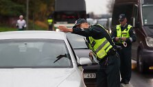 Vilniaus policija gaudė A juostą užimančius automobilių vairuotojus