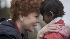 Nicole Kidman ir Sunny Pawaras filme &bdquo;Liūtas&ldquo;