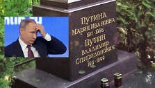 Vladimiras Putinas ir jo tėvų kapas