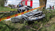Skaitytojo reportažas: Kelmės rajone &bdquo;Audi&ldquo; rėžėsi į motociklininkus
