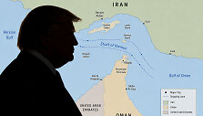Donaldas Trumpas, Hormuzo sąsiauris / Alamy