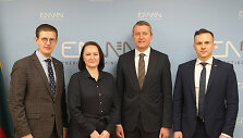 Energetikos ministras Žygimantas Vaičiūnas suformavo politinę komandą: i&scaron; kairės &ndash; viceministras Arnoldas Pikžirnis, Edita Gudauskienė ir Airidas Dauk&scaron;as