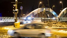 Neveikiantis &scaron;viesoforas Vilniuje prie Mindaugo tilto
