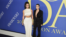 Kim Kardashian ir Kourtney Kardashian