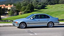 5-os klasės BMW, vadinama &bdquo;Slyva&ldquo; arba BMW