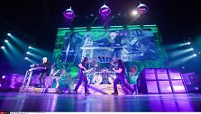 &bdquo;Dream Theater&ldquo;