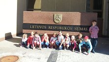 &bdquo;Be tikslo kieme lakstančių vaikų stovyklėlė&ldquo;