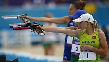 Laura Asadauskaitė i&scaron; Lietuvos laimėjo aukso medalį &scaron;iuolaikinės penkiakovės rungtyje.
