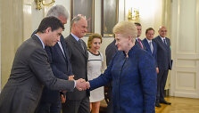 Prezidentė su ES &scaron;alių ambasadoriais aptarė biudžetą, migraciją, saugumą