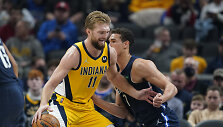 Domantas Sabonis rungtynėse su &bdquo;Mavericks&ldquo; pelnė 24 ta&scaron;kus.