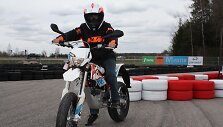 Elektra varomas KTM motociklas