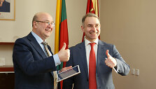 Visvaldas Matijo&scaron;aitis ir Petras Masiulis