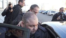 Sausio 13-osios įvykių bylos įtariamasis atvesdintas į teismą.