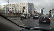 Vilniuje susidūrė du policijos automobiliai