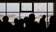 Įsigaliojo nauja rankinio &bdquo;Ryanair&ldquo; bagažo gabenimo tvarka