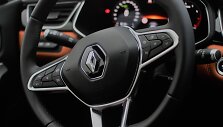 &bdquo;Renault Captur&ldquo; &ndash; pavairuok ateitį jau &scaron;iandien