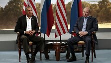 JAV prezidentas Barackas Obama ir Rusijos prezidentas Vladimiras Putinas susikrimtusiais veidais