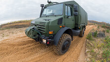 Lietuvos kariuomenę pasiekė 21 Vokietijos gamintojo &bdquo;Daimler AG&ldquo; sunkvežimis UNIMOG U5000