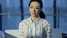 Robotas Otonaroid gali tiksliai mėkdžioti žmogaus judesius