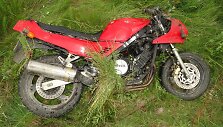 Avarijoje apgadintas &bdquo;Yamaha&ldquo; motociklas