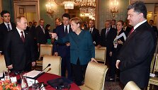 Vladimiras Putinas, Angela Merkel ir Petro Poro&scaron;enka