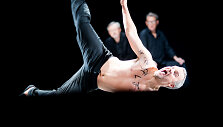 Idioteatro spektaklis &bdquo;Menas&ldquo; 