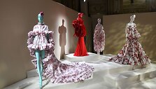 &bdquo;Giambattista Valli&ldquo; 2019&ndash;2020 m. rudens ir žiemos auk&scaron;tosios mados kolekcijos modeliai