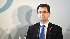 Jamesas Brokenshire'as