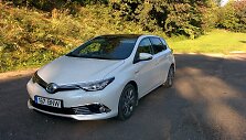 Atnaujintas &bdquo;Toyota Auris&ldquo;