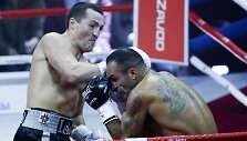 Denisas Lebedevas galingais smūgiais sudaužė Victorą Emilio Ramirezą