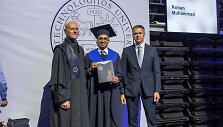 Rohan Muhammed su KTU įgytu diplomu