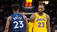 Jimmy Butleris ir LeBronas Jamesas