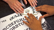 &bdquo;Ouija&ldquo; lenta