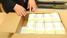 Į Vilnių atvežta euro banknotų siunta