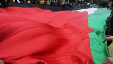 Didžiulė Palestinos vėliava