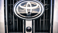 Atnaujintas &bdquo;Toyota Land Cruiser&ldquo;