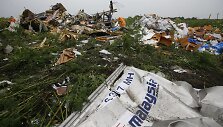 Malaizijos lėktuvo &bdquo;Boeing 777&ldquo; katastrofos vietoje