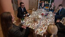 Kauno &scaron;vietimo bendruomenės ir visuomeninės organizacijos &bdquo;Vieningas Kaunas&ldquo; nariai lankėsi Kauno Valdorfo darželyje &bdquo;Po Saule&ldquo;/ Nuotr. Evaldo Virkečio