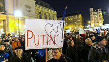 Protestai prie&scaron; Vladimiro Putino vizitą Budape&scaron;te.