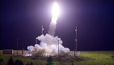 JAV sėkmingai i&scaron;bandė prie&scaron;raketinę sistemą THAAD