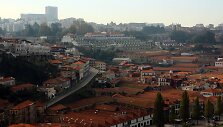 Raudonieji Vila Nova de Gajos priemiesčio stogai