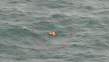 Galimai &bdquo;AirAsia&ldquo; lėktuvo nuolaužos