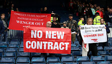 Sirgalių protestai prie&scaron; Arsene'ą Wengerą