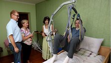 Pagiri&scaron;kiai į visuomenę kreipiasi su viltimi, jog Airidas gali pakilti i&scaron; neįgaliojo vežimėlio. Tam reikalinga 40 tūkstančių eurų suma