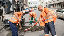 Darbai Totorių gatvėje