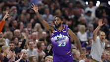 Royce'as O'Nealas įsitvirtino &bdquo;Utah Jazz&ldquo; gretose. 