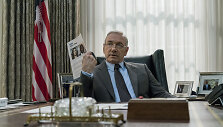 Kevinas Spacey seriale &bdquo;Kortų namelis&ldquo;