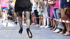 Bėgimo su auk&scaron;takulniais Madride akimirka