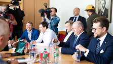 LSDP susitiko su demokratų partija &bdquo;Vardan Lietuvos&ldquo;