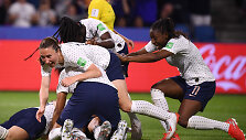 Prancūzės palaužė Braziliją įvarčiu per pratęsimą.